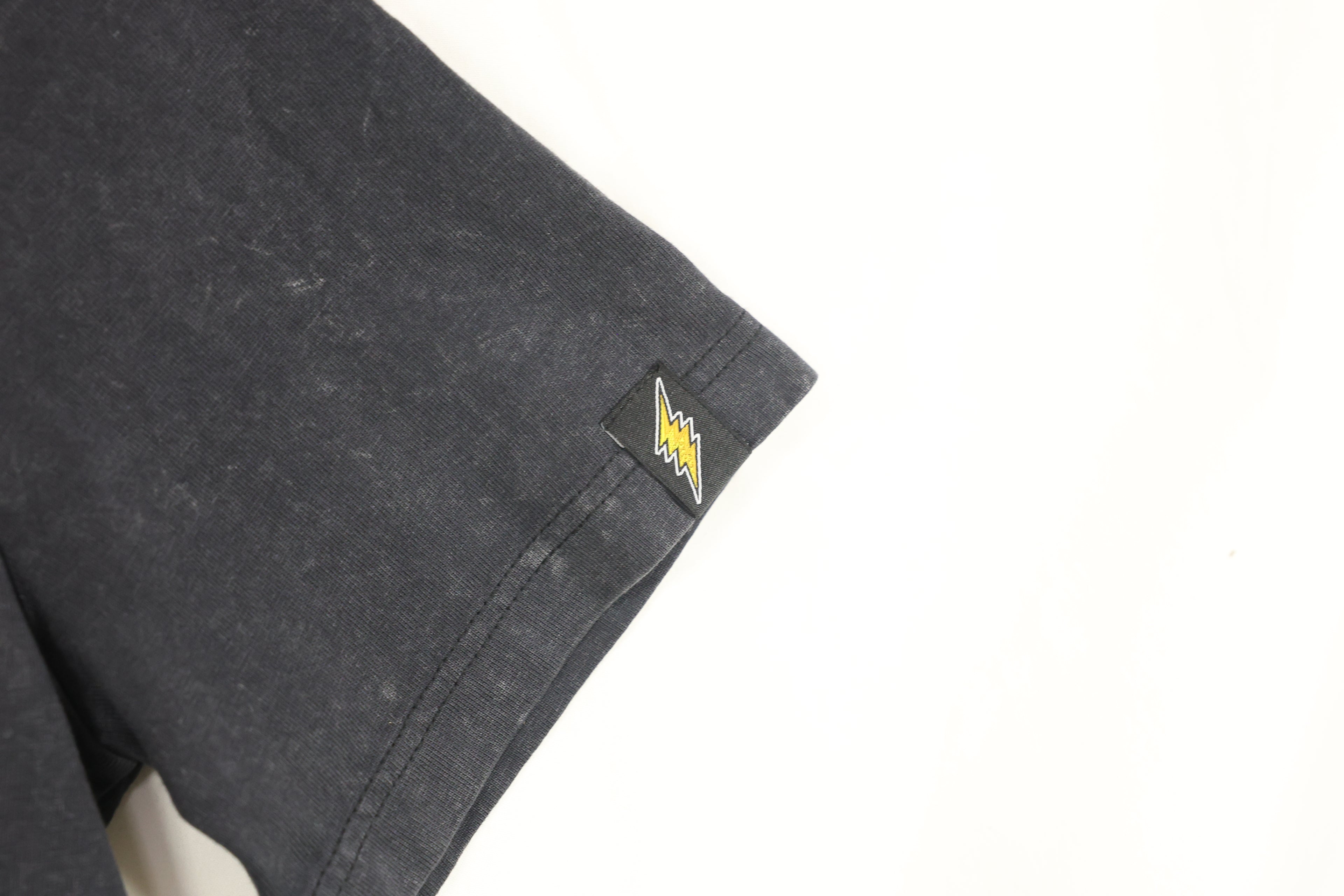 Crop Top Feminino BIGODES - Stone Wash